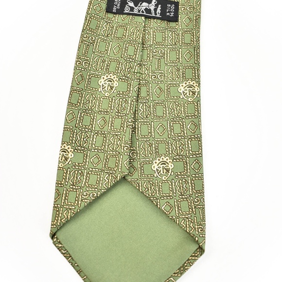 HERMES "Aztec": Pale Green, 100% Silk Club Tie - Picture 4 of 5